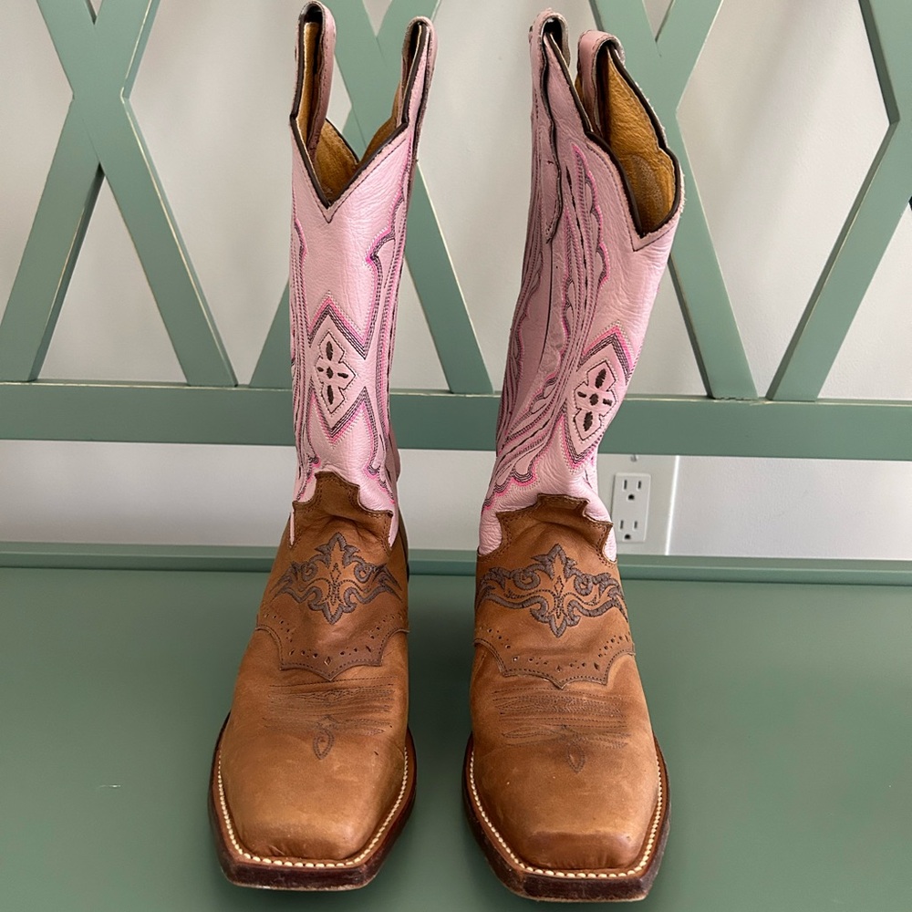 Justin cowboy boots